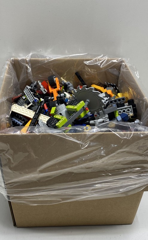 LEGO Bulk Lot Mixed Pieces Technic Wheels Gears Bricks 3.5 lbs Loose