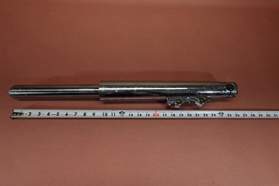 Harley Davidson Road King 2007-2011 suspensión de horquilla delantera derecha FLHR Foto 2 de 4