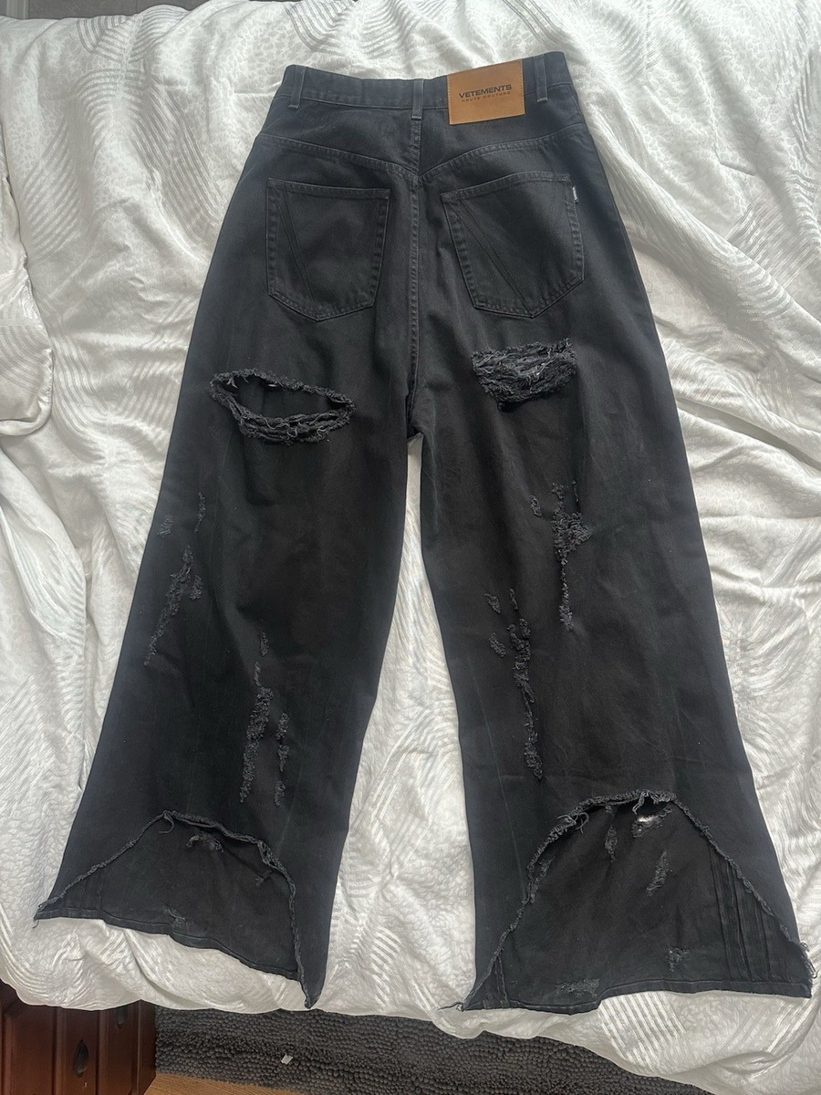 パンツ VETEMENTS Destroyed InsideOut BaggyJeans VETEMENTS Destroyed InsideOut BaggyJeans（Vetements