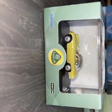 Lotus Elite Sunburst Yellow/silver 76LTE003