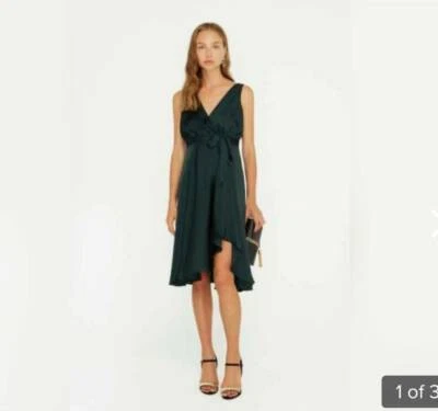 sheike green dress