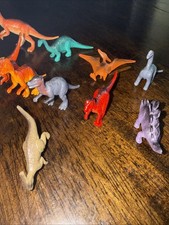Dinosaur Lot Of 12 Plastic Figures Toys Dinosaurs