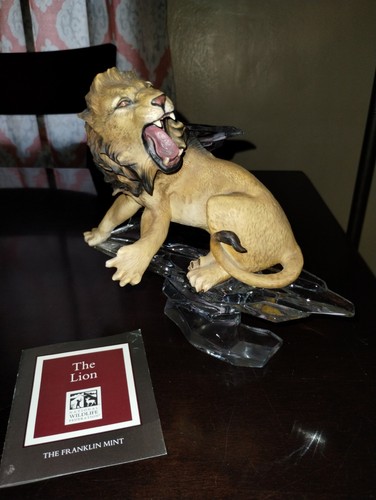 FRANKLIN MINT THE LION Porcelain Figurine Crystal Sculpture RARE - Picture 2 of 9