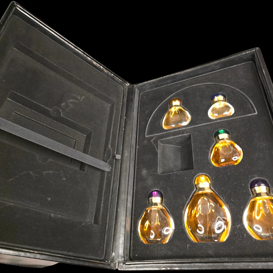 Estuche de vendedor de perfumes Tiffany & Co. Trueste con contenido Foto 2 de 4