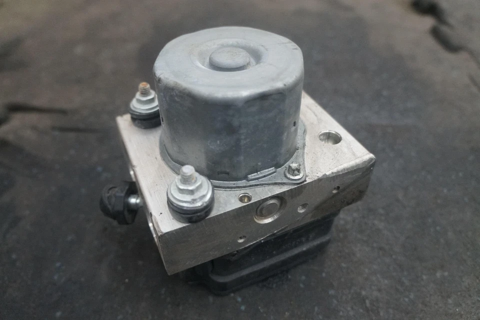 *Módulo de bomba ABS de freno antibloqueo 68155833ab OEM Dodge Viper 2013-14 *daños Foto 2 de 4