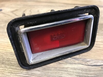 1970 70 FORD MERCURY CYCLONE COMET RH SIDE MARKER LIGHT USED D0MB-15A439-B