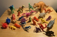 Lot of Over 20 Hard Plastic Dinosaurs Reptiles Figures Unbranded
