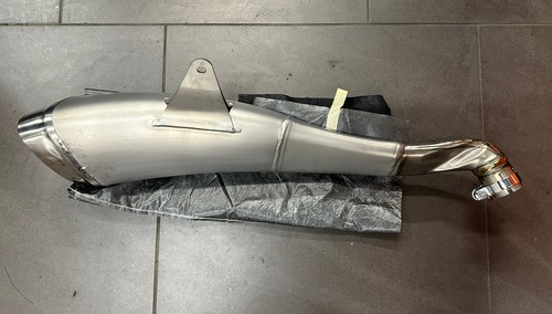 Suzuki GSXR 1000 2010 anv titan exhaust system. - Picture 5 of 10