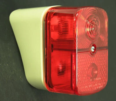 Rücklicht rot, eckig, beige für Simson Schwalbe Star Sperber Habicht E-Zeichen - Bild 1 von 2