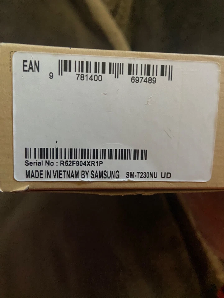 Boxed Samsung Galaxy Tab 4 Nook Special Edition Tablet 7-in - Black (SM-T230NU) - Image 3 of 3