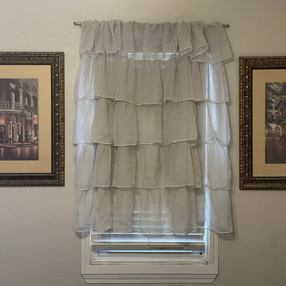 De colección Cortinas Volantes Nivel Panel Transparente Corto 50” Largo 65” Ancho Marfil Ojal Foto 2 de 4