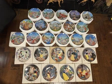 Disney 25th & 40th Anniversary Collector Plates Set of 16 +9 Snow White 25 Total