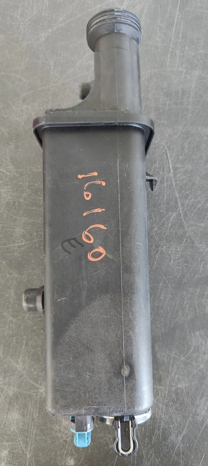 Depósito de refrigerante del motor BMW X5 3.0I 2004 FI Behr 376755111 8MA376755-111 M Foto 2 de 4