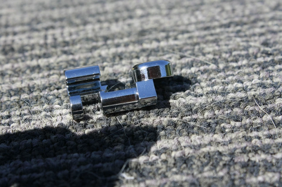 BISAGRA DE CIERRE DE TAPA DE GAS tanque HONDA CB350 SL CL CB400F CB500 CB750 17517-300-340 Foto 3 de 4