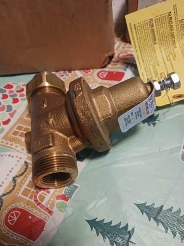 Apollo Valves 36Lf10401 Water Pressure Reducing Valve,3/4 84051NL - Picture 3 of 4