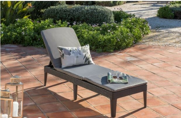 Chaise longue pliable haut de gamme en acier et toile tendue grise