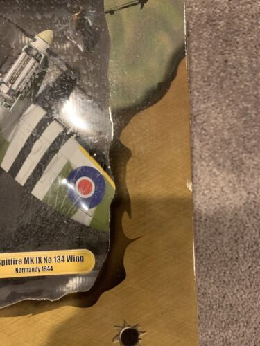 2005 Unimax Forces Of Valor U.K. Spitfire MK IX No.134 Wing Airplane 1:32 - Picture 4 of 10