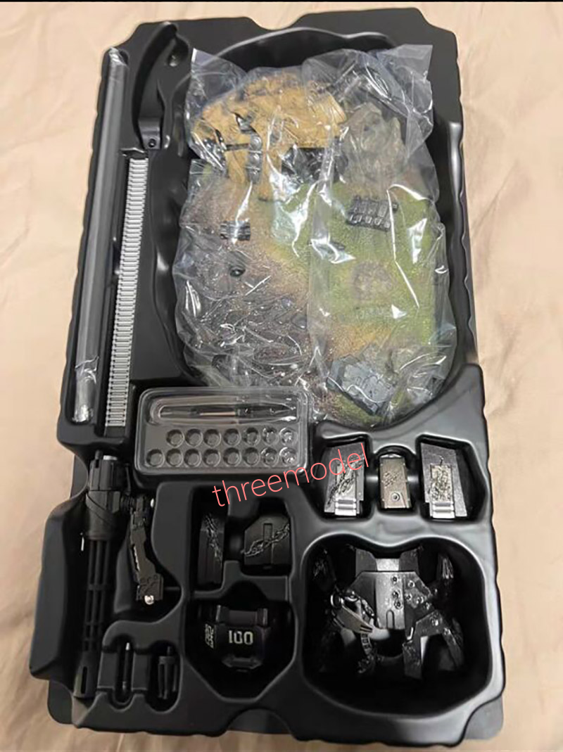 Hot Toys MMS331D13 1/6 War Machine Iron Man 2 Diecast Reissue