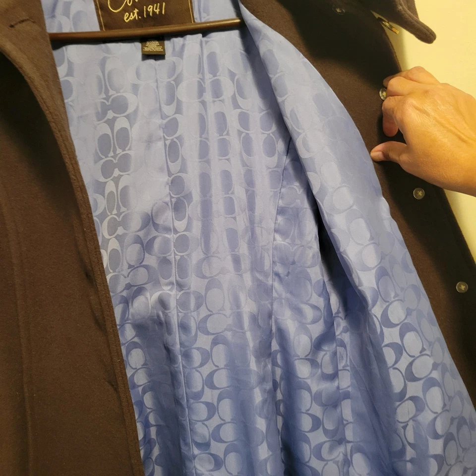 Chaquetón Coach Signature con cinturón para mujer XS marrón lana angora chal cuello clásico Foto 2 de 4