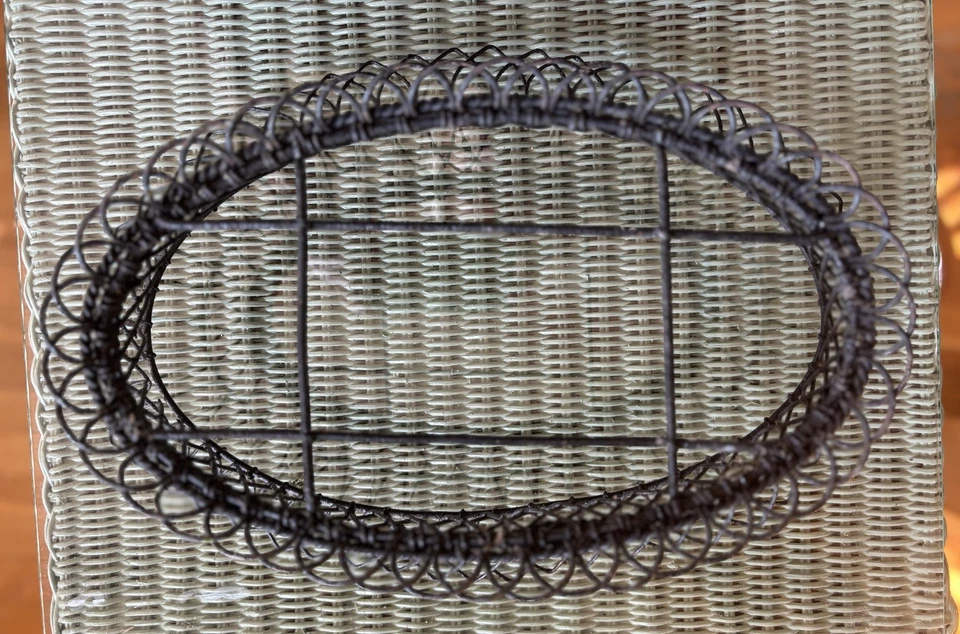 Maceta grande victoriana francesa francesa de alambre redonda del siglo XIX Foto 3 de 4