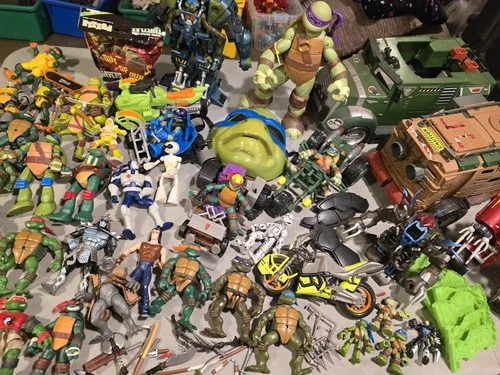 Teenage Mutant Ninja Turtles Vintage Action Figure Lot 1990s-2000s TMNT Toys