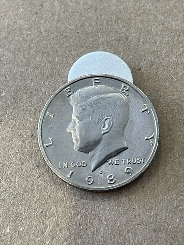 Selling As Shown - 1989 S Proof Coin-KENNEDY HALF DOLLAR-Nice Rim-Free Shipping