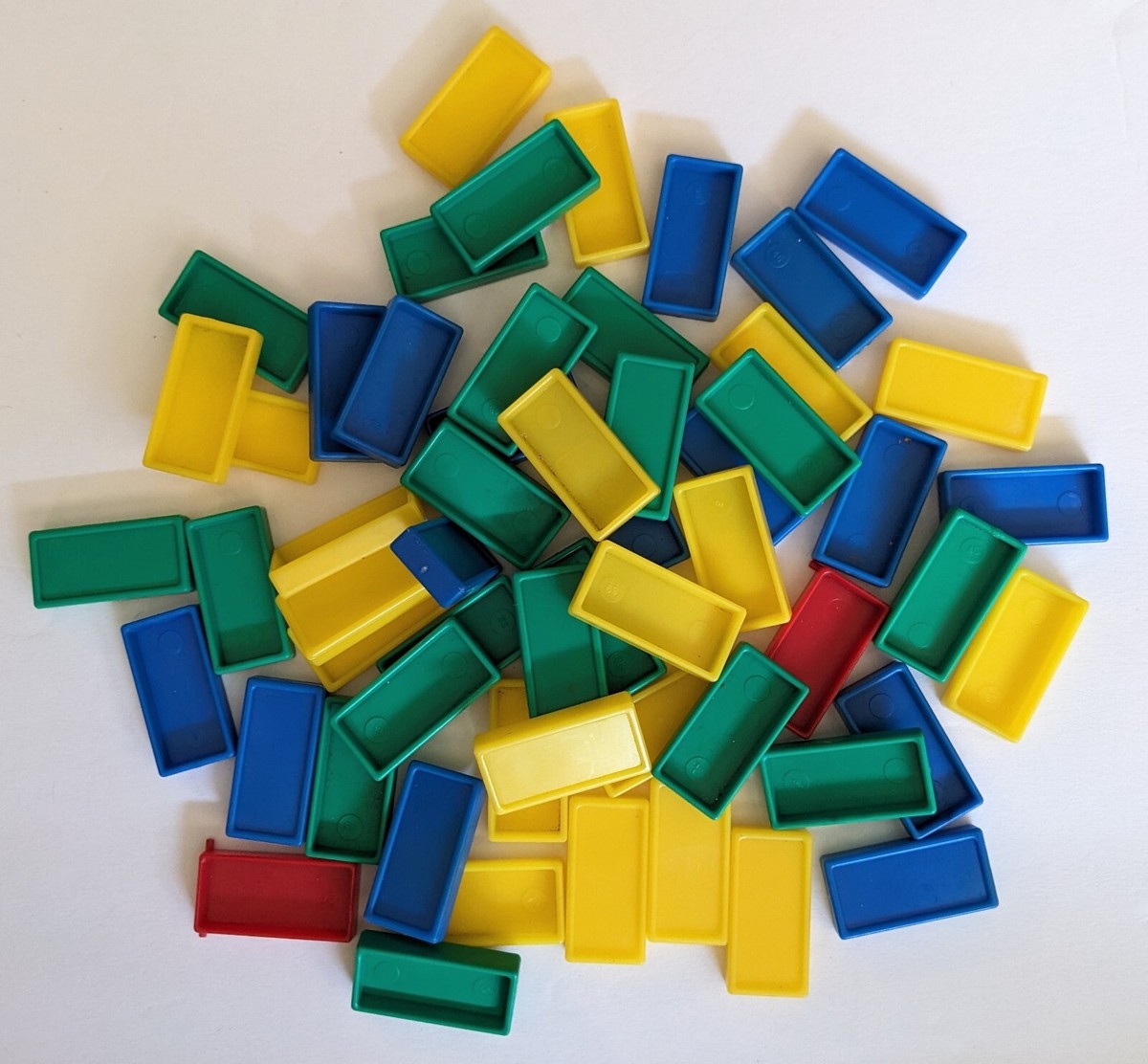 Domino Rally Dominoes/Pieces Yellow Red Green Blue 57 Total Pieces