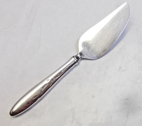 CELESTE STERLING SILVER CREAM CHEESE KNIFE/SPREADER-UNIQUE 1956 GORHAM DESIGN