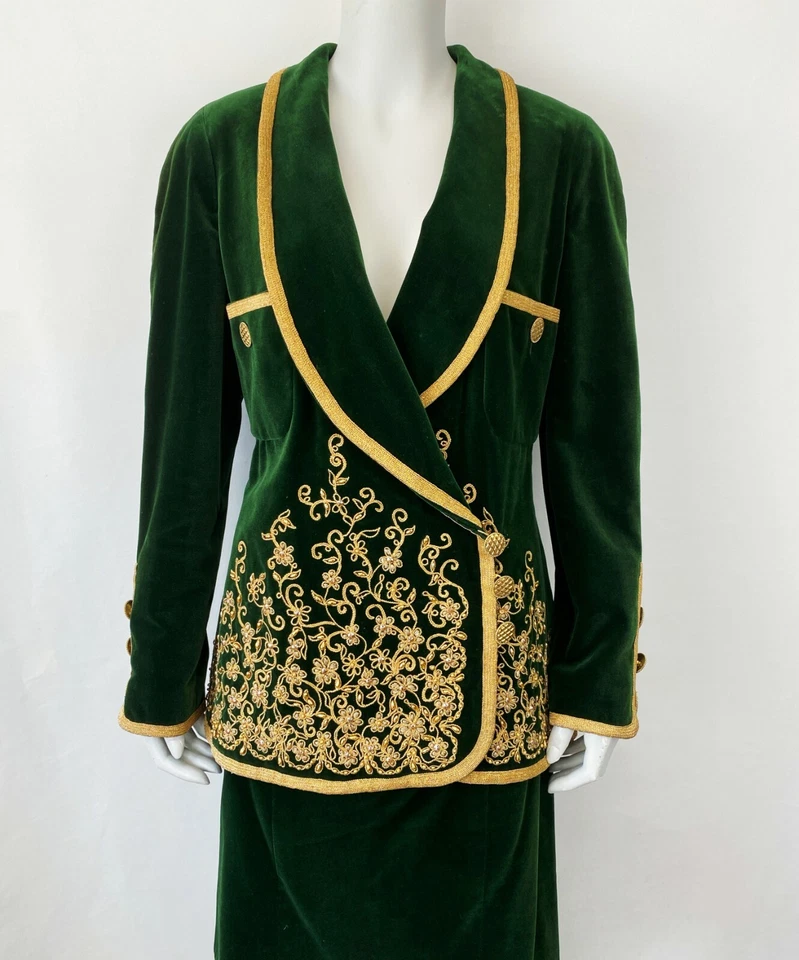 Chaqueta Falda Vintage Chanel Couture 1990 1991 Terciopelo Verde Dorado Bordado RARA Foto 2 de 4