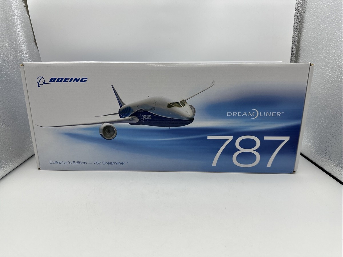 RARE Boeing 787 Dreamliner 1:200 