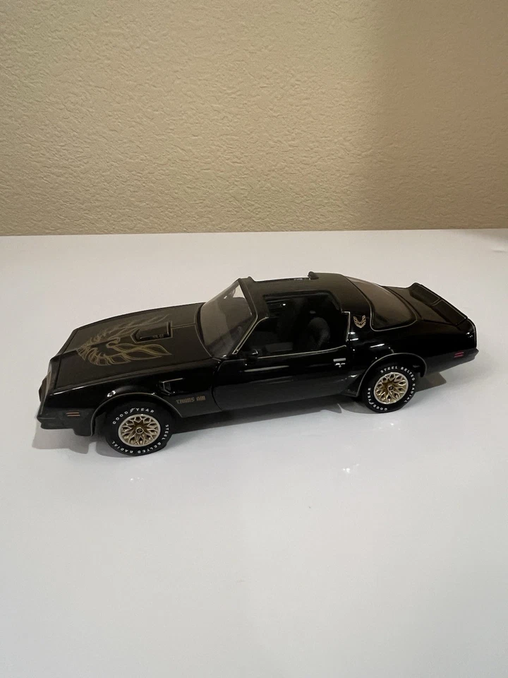 Franklin Mint 1977 Pontiac Trans Am  - Image 2 of 4