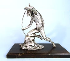 WEIDLICH BROTHERS Silverplate Metal Statue INDIAN SCOUT by A. FLAUDER 1920's