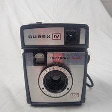 Vintage Cubex IV Flashcube Camera NO. 840 - 127 Film by Imperial USA with Box