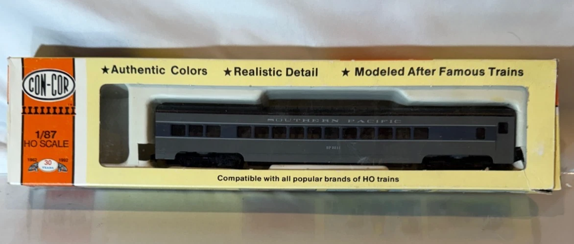 Con-Cor Southern Pacific HO Model Railroad Passenger Cars for sale
