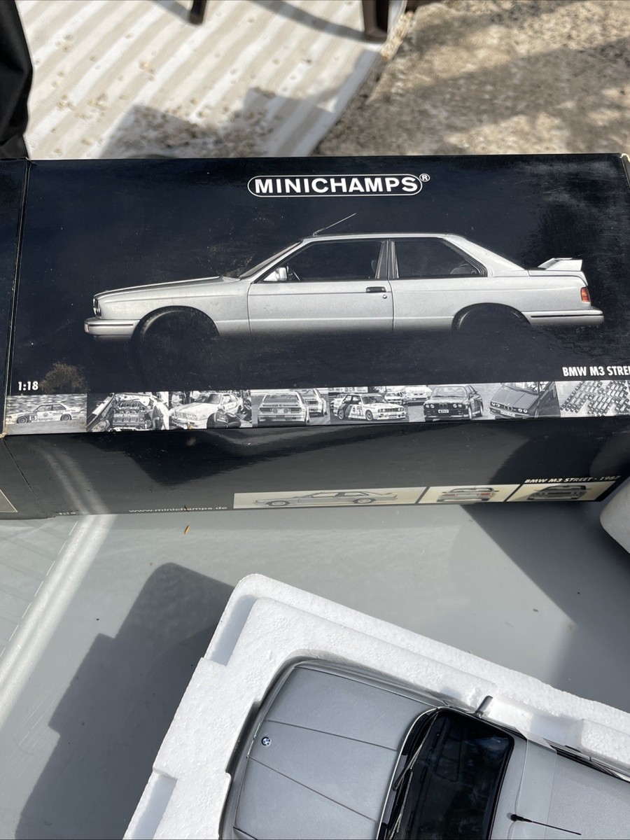 自動車 BMW M3 STREET 1987 MINICHAMPS 1/18 MINICHAMPS BMW M3 Street 1987 Black w/ Box From Japan