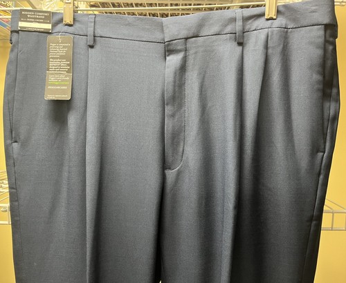 Haggar Men's Classic Fit Pleated Navy Blue Straight Dress Pants Choose Size New - Picture 2 of 14