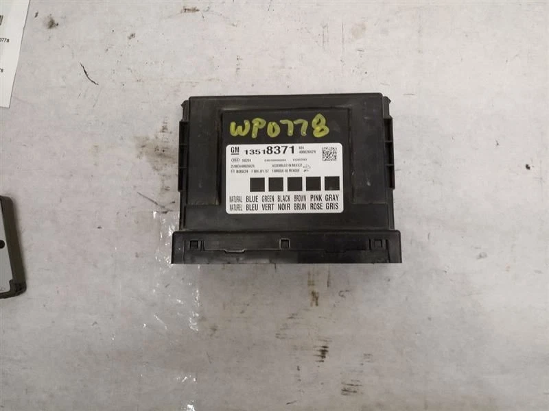 Chasis ECM 13518371 compatible con 17-19 Colorado 2789504 Foto 2 de 4