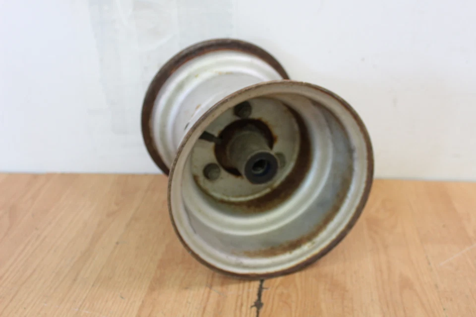 1986 Yamaha Tri Moto 225 YTM225DR ступица переднего колеса с новыми тормозами - Изображение 4 из 4