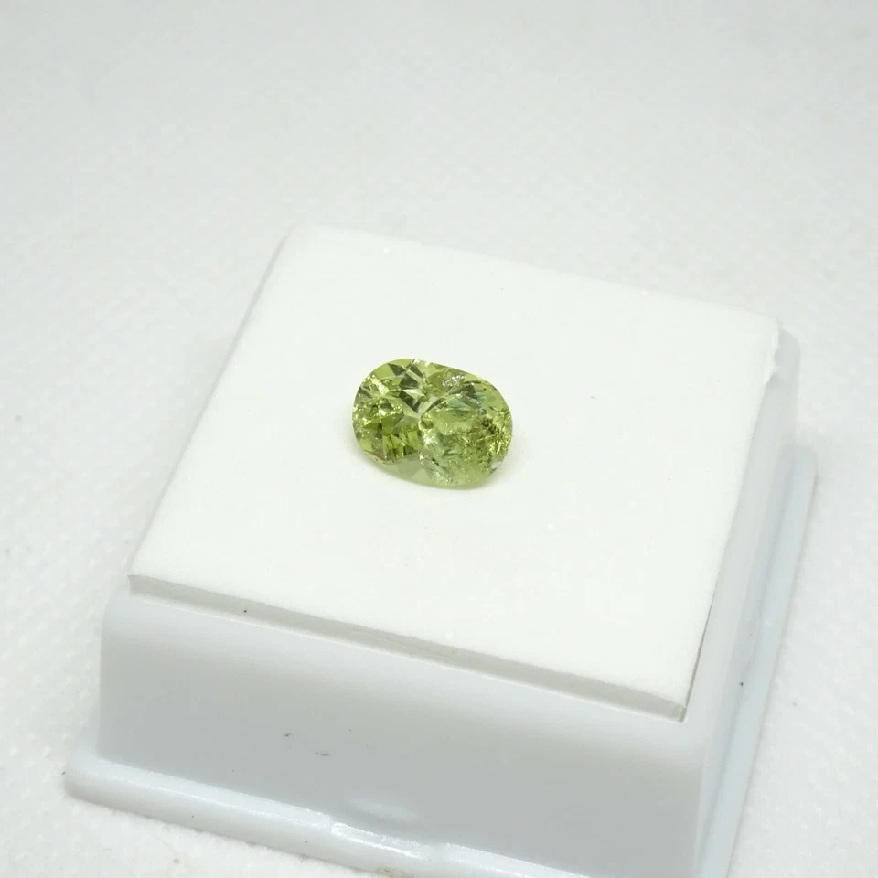 Granate Grosular Amarillo Verde 2.44ct Ovalado 7x9mm Granate Grosular Piedra Preciosa Suelta Foto 3 de 4
