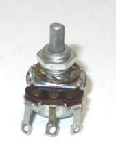 Mallory 235-609 153-630 50K Ohm Audio Taper Potentiometer 1/8" X 1/4" Shaft NOS