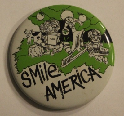Smile America Dental Association Vintage 1978 Metal Button Pin Hat Bag Pinback