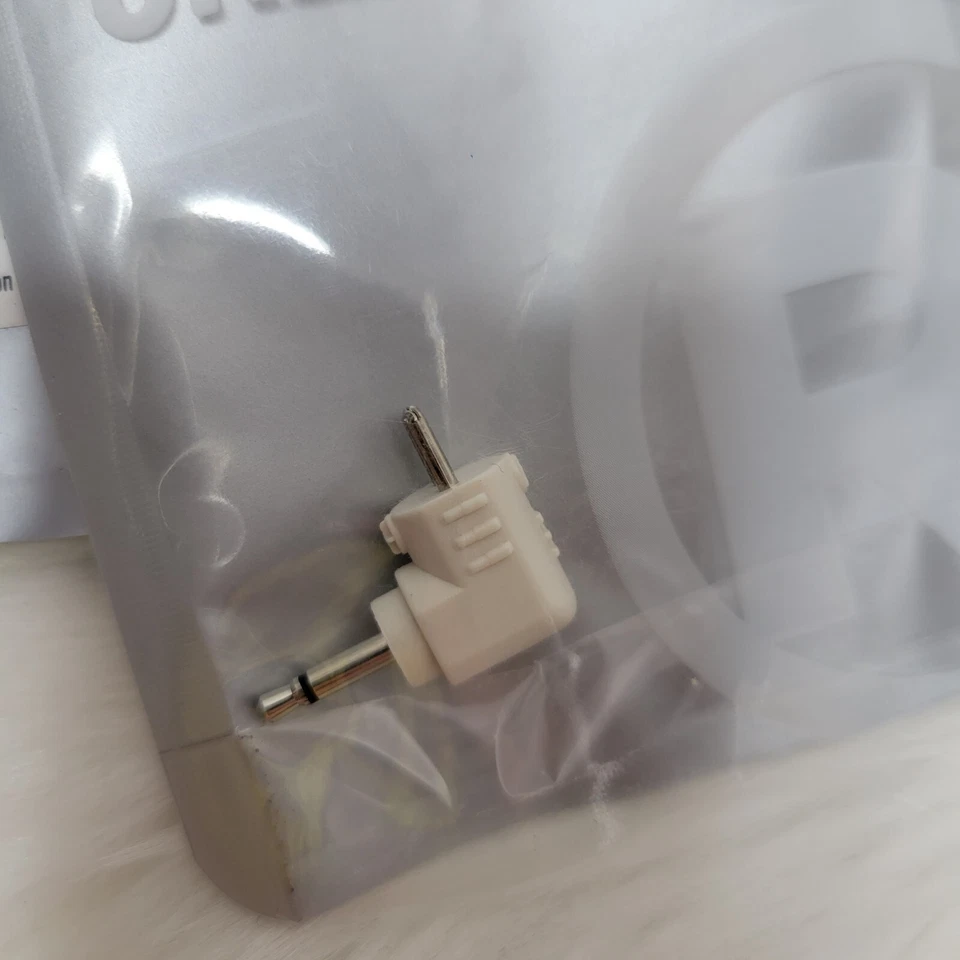 Lot of 7 - RadioShack Adaptaplug E 2731046 273-1046 - 3/32" (2.5mm) Submini Plug - Image 3 of 3