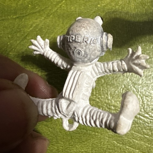 Paratrooper Imperial Toy rubber Parachute Figure Vintage White BLack Eyes - Picture 4 of 7