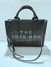 Marc Jacobs The Leather Tote Bag Medium in Bl...