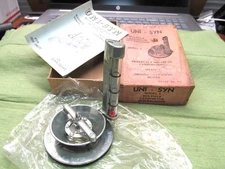 Vtg. UNI-SYN Multiple Carburetor Synchronizer - Old School Box - Excellent Cond.