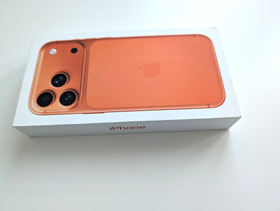 Apple iPhone 17 Pro Max - 256 GB - Cosmic Orange (Verizon) for