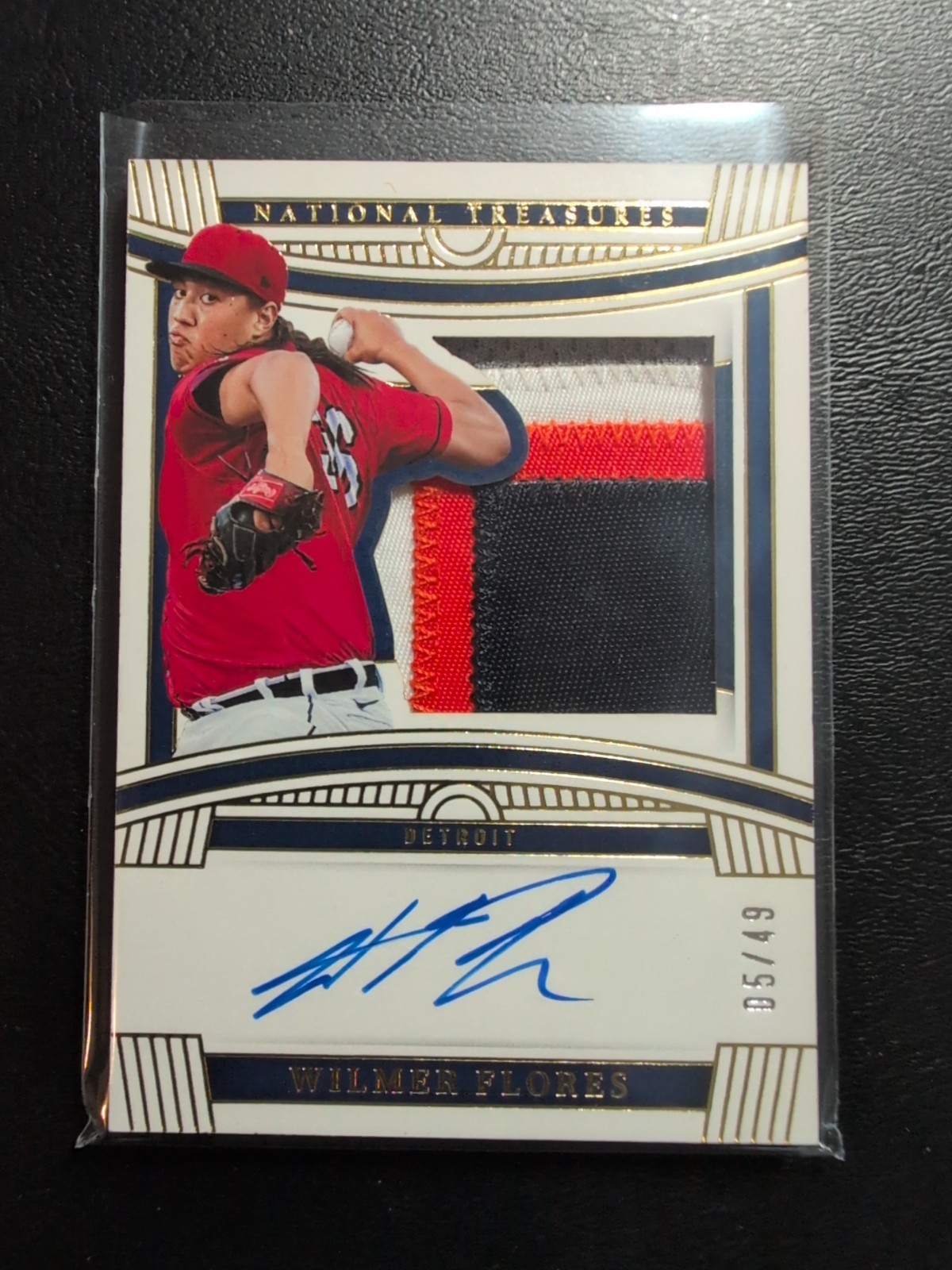 2023 Panini National Treasures Wilmer Flores Patch Auto /49 Detroit Tigers MLB Relic Card