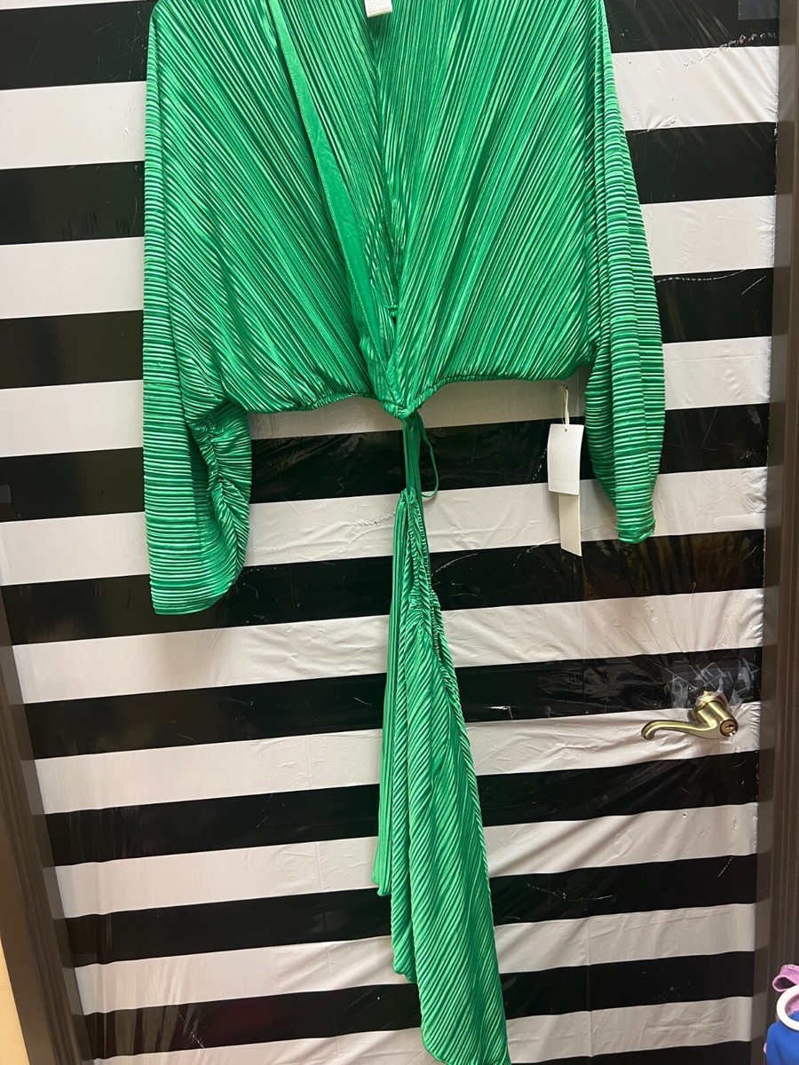 green emerald velvet dress Good American Women's Ribbed Tee Maxi Dress with Slit, Washed Fatigue  Green001, Medium : Amazon.ca: Clothing, Shoes & Accessories