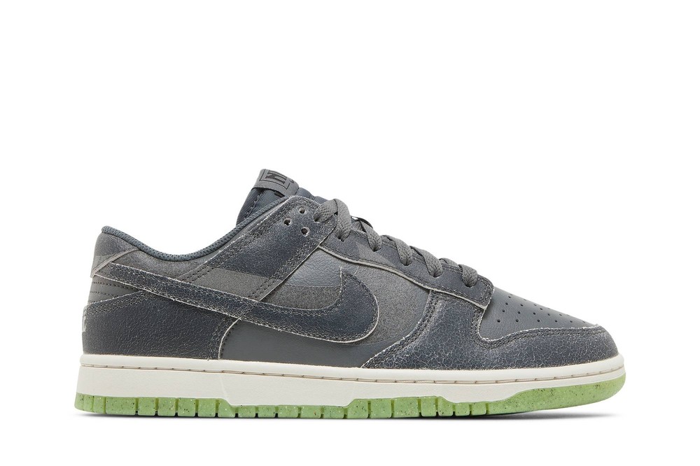 Nike Dunk Low SE 'Halloween - Cauldron' DQ7681-001