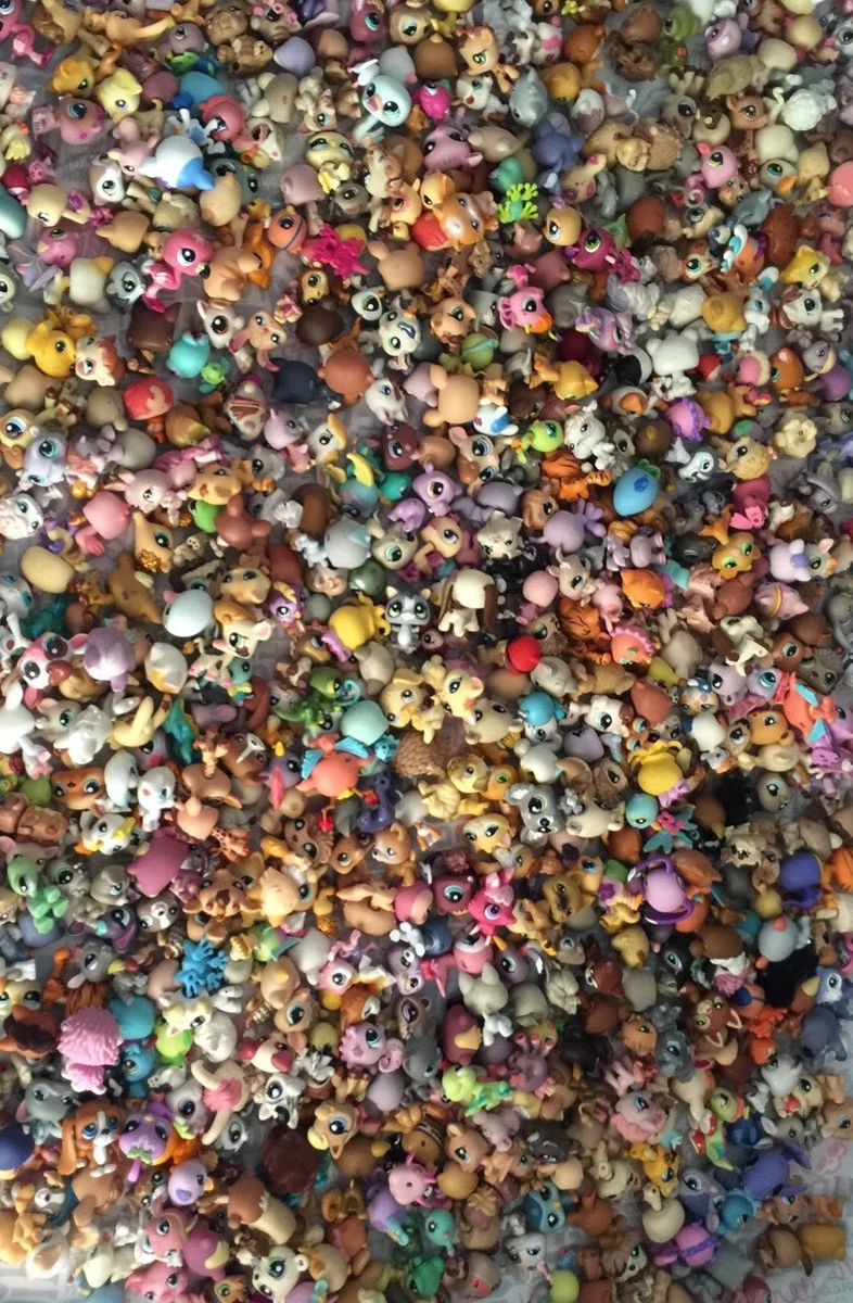 Littlest Pet Shop Huge Lot Of 50 Random Pets LPS Dogs Cats Monkeys Pigs Bear
